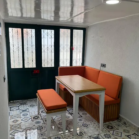 Cross House Historical Greek House With 3 Floors And Courtyard