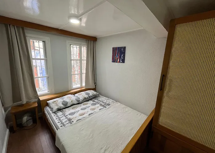 别墅 Cross House Historical Greek House With 3 Floors And Courtyard *