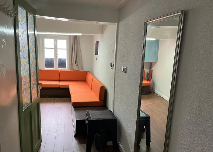 别墅 Cross House Historical Greek House With 3 Floors And Courtyard