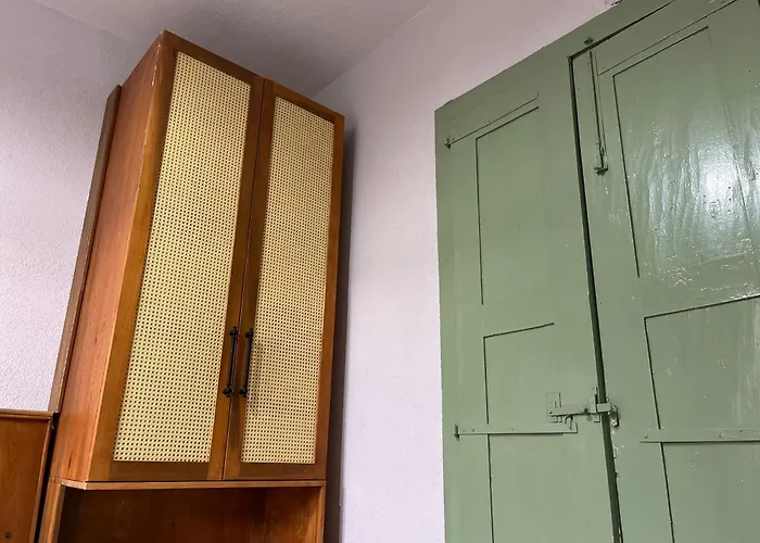 Cross House Historical Greek House With 3 Floors And Courtyard *