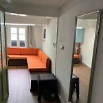 빌라 Cross House Historical Greek House With 3 Floors And Courtyard