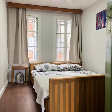 Cross House Historical Greek House With 3 Floors And Courtyard