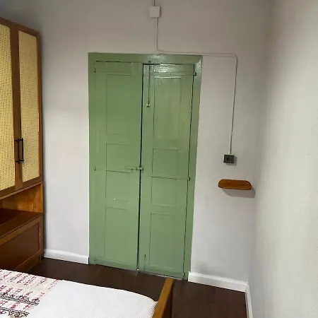 Cross House Historical Greek House With 3 Floors And Courtyard