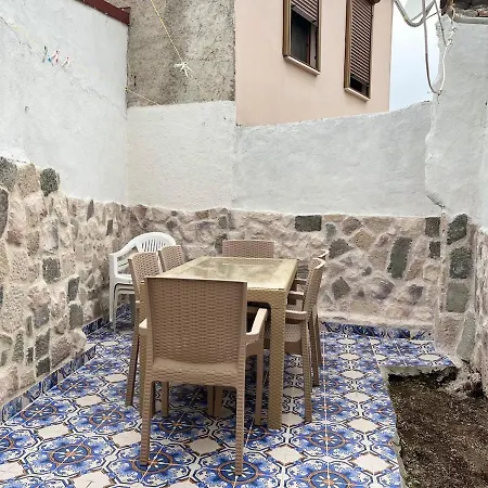 别墅 Cross House Historical Greek House With 3 Floors And Courtyard Ayvalı