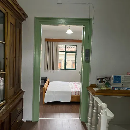 Cross House Historical Greek House With 3 Floors And Courtyard 别墅 *